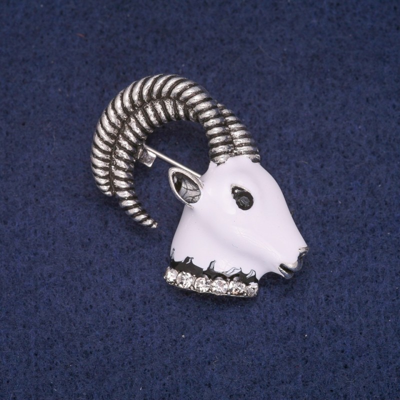 Sale! Goat Head Brooch with Enamel and Rhinestones, Gray Metal 33×36mm