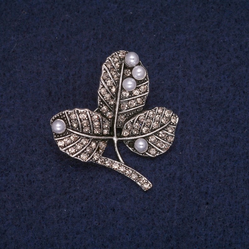 Sale! Leafy Branch Brooch with Majorca Pearls and White Crystals, Gray Metal 29x32mm