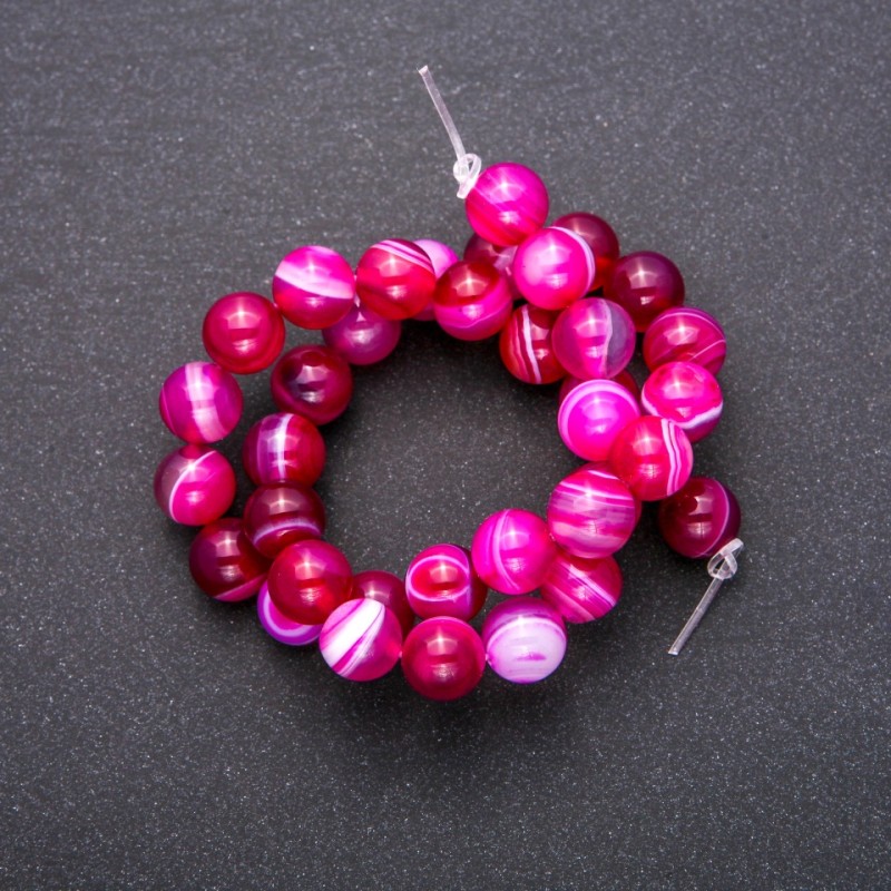 Raspberry Agate Beads on Thread, Smooth Round Beads, 10 mm Diameter (±), 38 cm Length