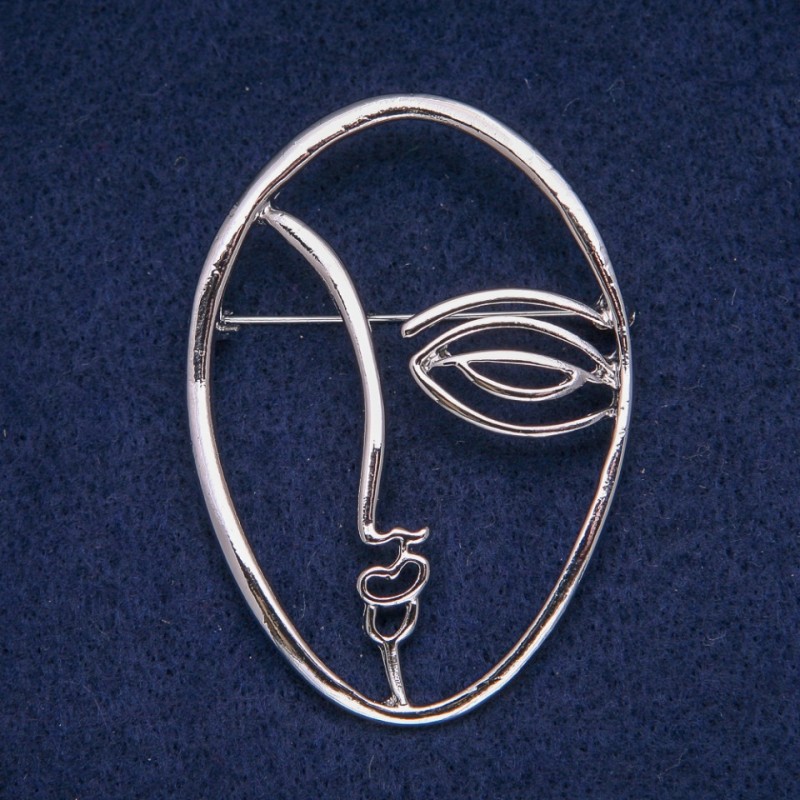 Brooch 'Face Accent' in silver-toned metal 43x60 mm