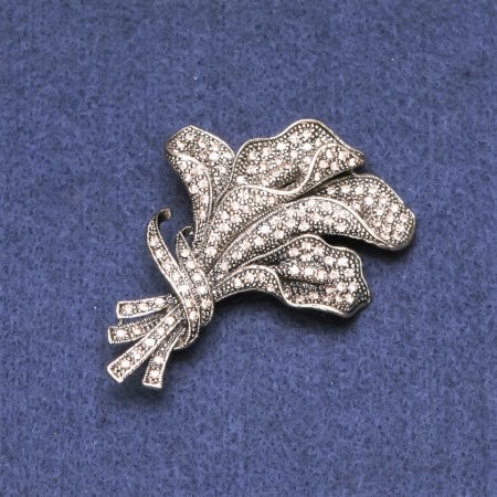 Sale! Flower Brooch with Crystals Silver-Toned Metal 46×64 mm