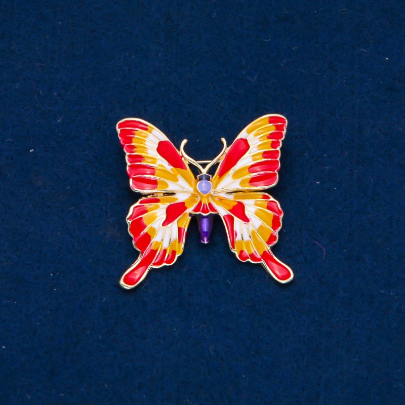 Brooch 'Butterflies' in gold-tone metal with enamel, 36x36 mm +