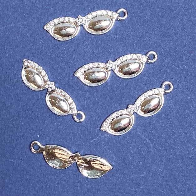 Pendant 'Glasses' for jewelry 32x9 mm, pack of 5