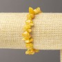 Elastic bracelet with tinted quartz chips, diameter 6(±)mm