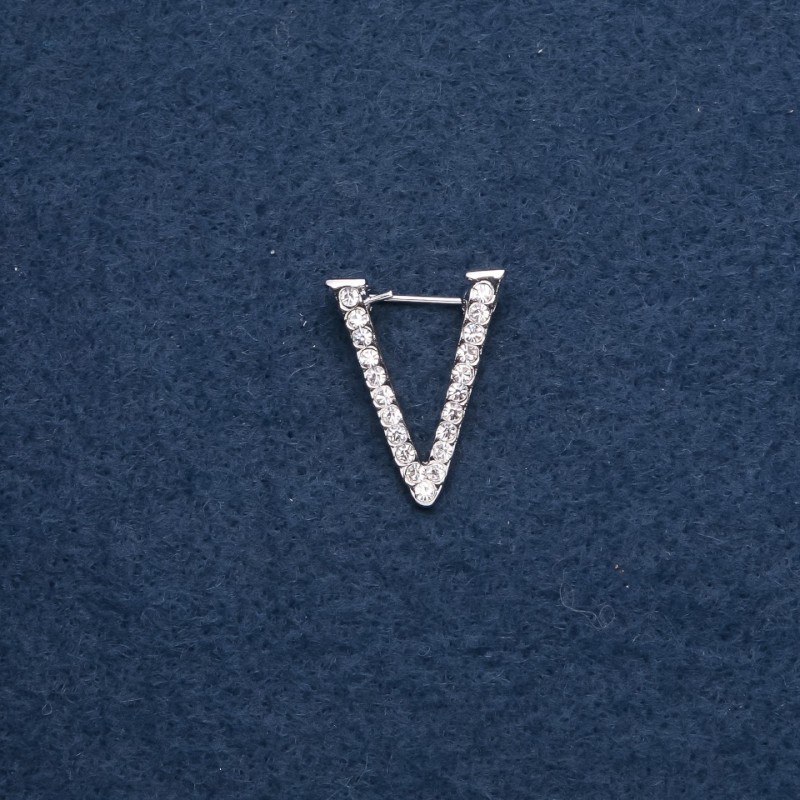 Brooch initial 'V' 20x25mm metal color 'silver'