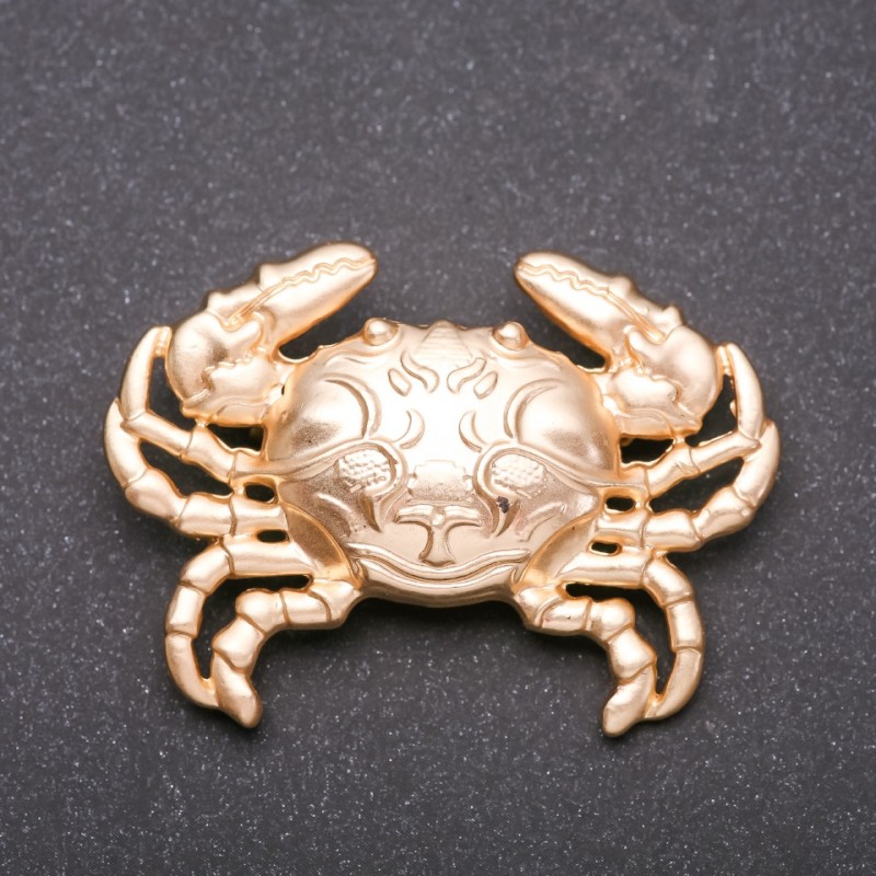 Royal Crab Brooch in Yellow Metal