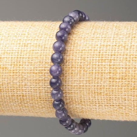 Elastic bracelet with Iolite imitation (synthetic acrylic) smooth beads, diameter 6.5 mm, length 18 cm