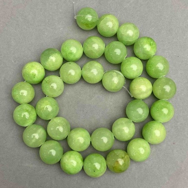Natural stone beads on thread Onyx 12mm