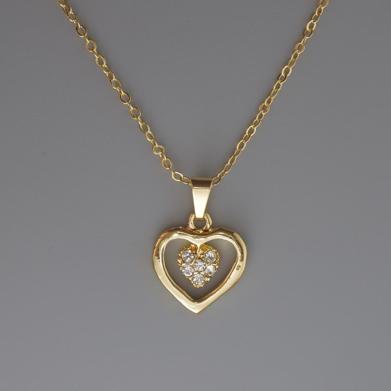 Pendant "Heart" on a chain of golden metal, diameter 16x15 mm, thickness 1 mm, +/-; length 40-45 cm +