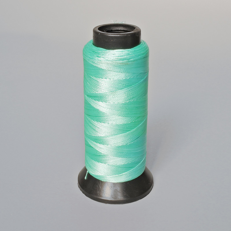 Turquoise nylon thread spool, 0.6 mm diameter, for crafts, 500 m