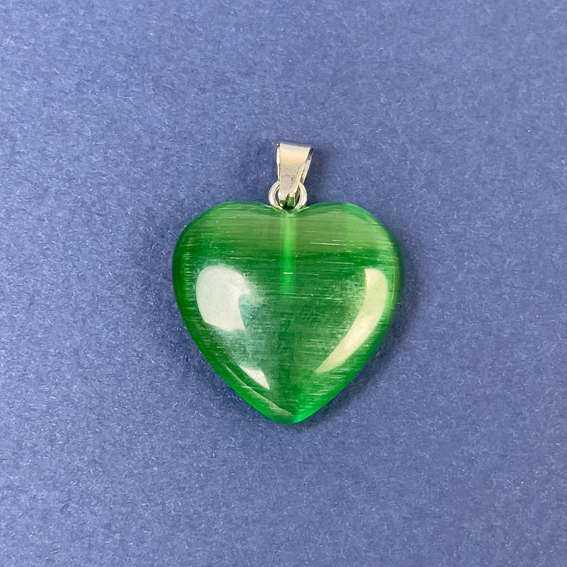 Green Heart Pendant with Cat's Eye Natural Stone 20x20x6x30mm+