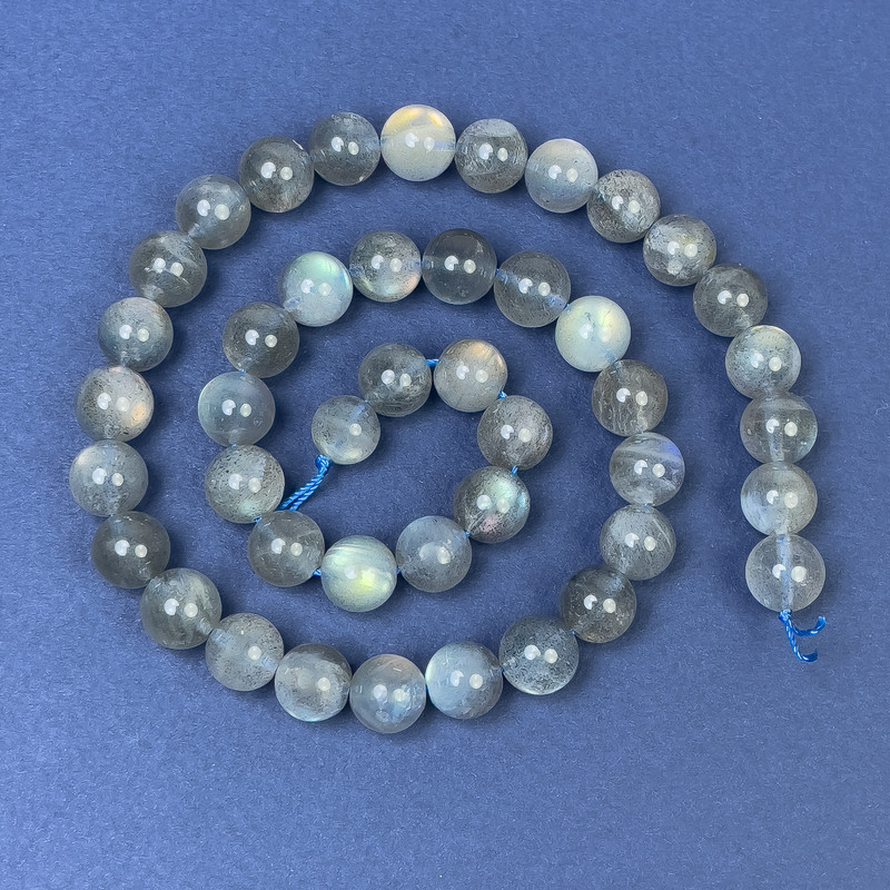 Labradorite Beads on Beading Thread - Smooth Round Bead, Diameter 9 mm ±, Length 39 cm ±
