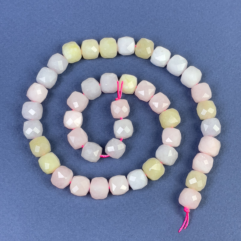 Morganite Beads Faceted Cube 9×9mm