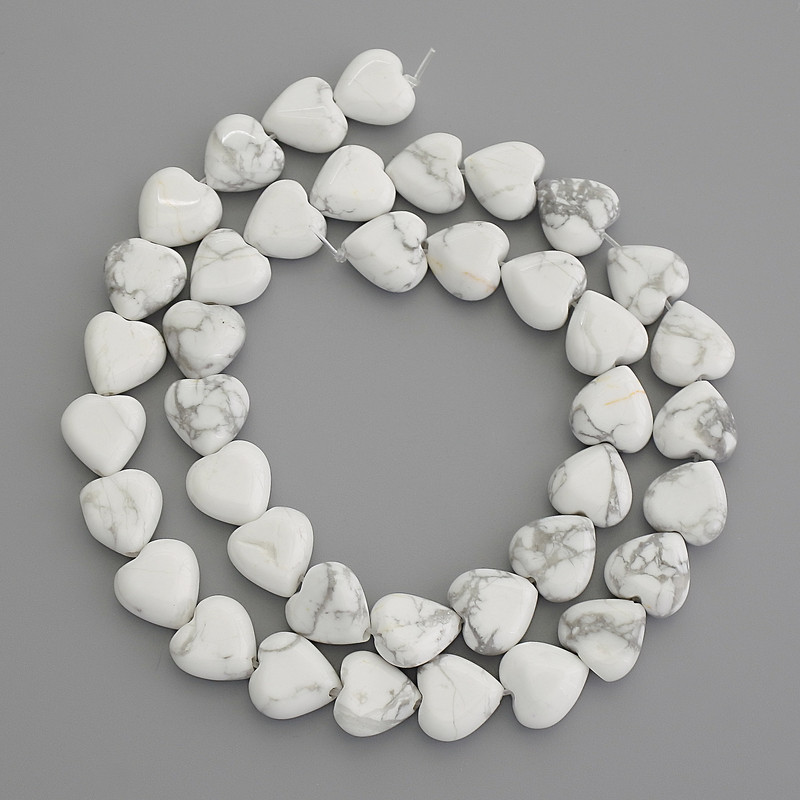 Heart-shaped Kaolinite Beads, Natural Stone, 10x10 mm diameter, on a thread, 39 cm long