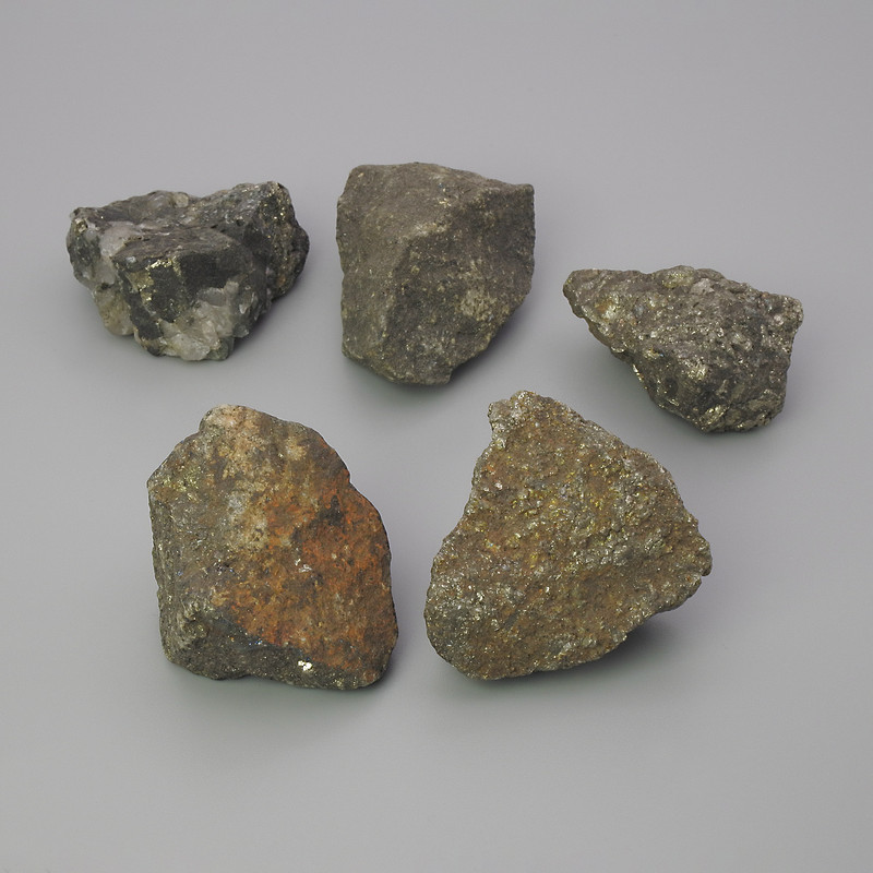 Pyrite raw souvenir stone ~ dimensions 35x27x22 mm (+/-) assorted sizes (price per piece)