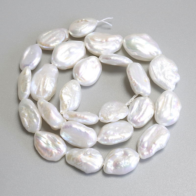 Baroque pearls with a Gasoline tint, diameter 15-18×10-12 mm, length 39 cm+
