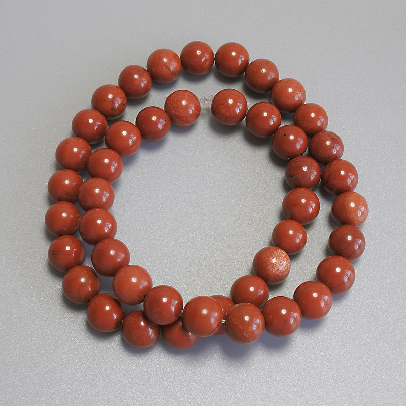 Red Jasper Beads, Smooth Round, 8.5 mm Diameter, on thread, Length 38 cm+
