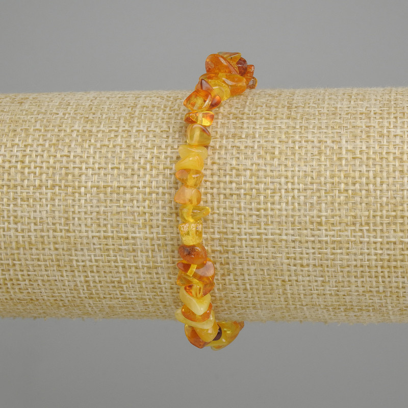 Amber nugget bracelet, diameter 6-12x3-5mm +/-, length 18 cm, stretch
