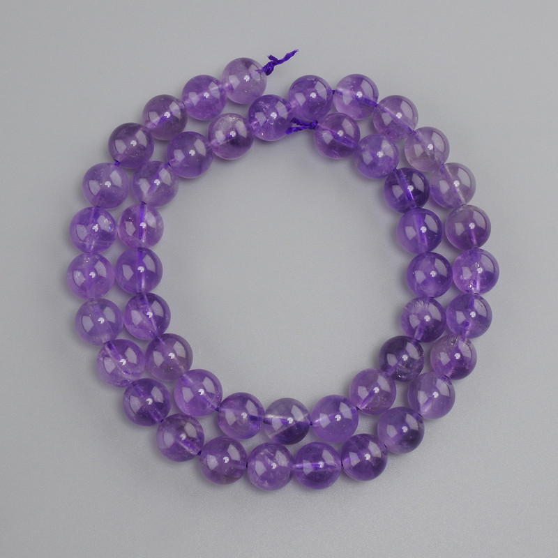 Amethyst beads smooth round bead, diameter 8.5 mm ±, length 38 cm ± on a string