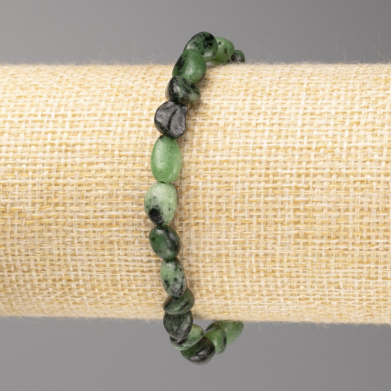 Zoisite stone bracelet, faceted, diameter 6x10 mm ± on elastic, length 18 cm+